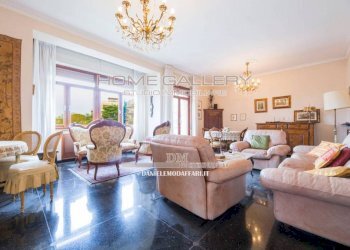 Salone - Appartamento via Luigi Arnaldo Vassallo, Genova (zona Albaro) - foto 2