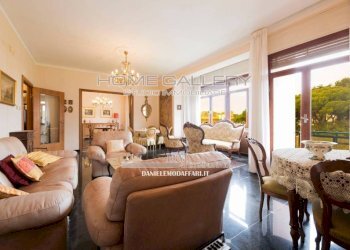 Salone - Appartamento via Luigi Arnaldo Vassallo, Genova (zona Albaro) - foto 3