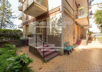 Giardino - Appartamento via Stefanina Moro, Genova (zona Marassi) - foto 1