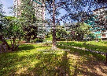 Giardino - Appartamento via Stefano Prasca, Genova (zona Quarto) - foto 40