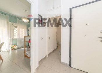 Hall / corridoio - Trilocale Roma - foto 13