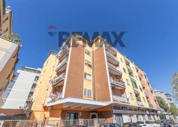 Edificio all\'aperto - Trilocale Roma - foto 59