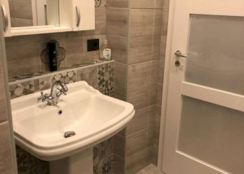 Bagno - Bilocale via Monte Rosa, 166, Torino (zona Regio Parco) - foto 7