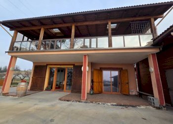 Facciata - Villa Località Valterza, Asti - foto 1