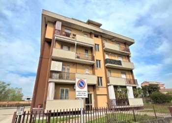 Facciata - Quadrilocale corso Savona, 199, Asti - foto 1