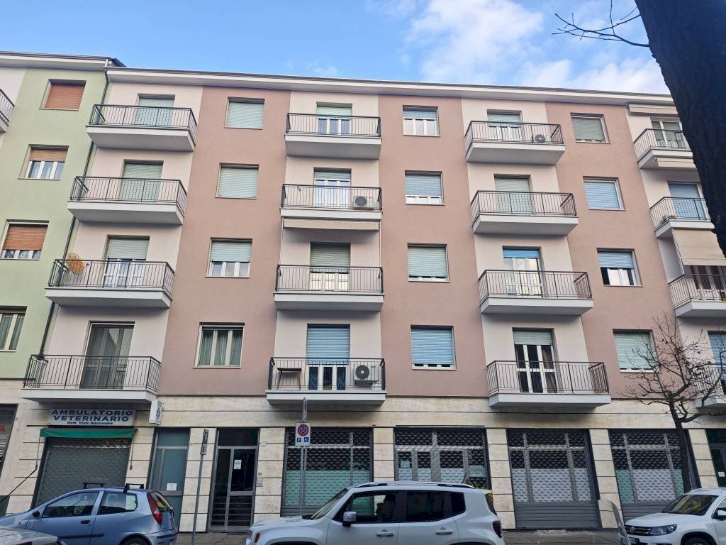 Facciata - Appartamento corso Savona, Asti - foto 1