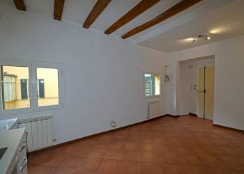 Soggiorno - Bilocale via Massimo d'Azeglio, Bologna (zona Costa Saragozza) - foto 5