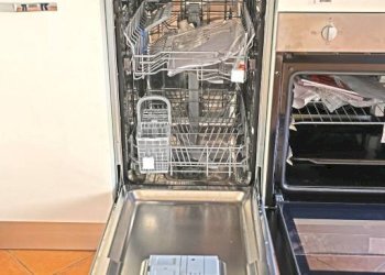 Cucina - Bilocale via Massimo d'Azeglio, Bologna (zona Costa Saragozza) - foto 8