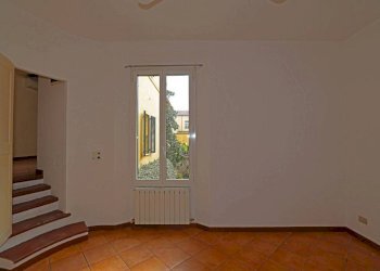 Camera da letto - Bilocale via Massimo d'Azeglio, Bologna (zona Costa Saragozza) - foto 12