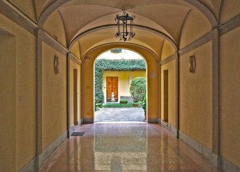 Interno palazzo - Bilocale via Massimo d'Azeglio, Bologna (zona Costa Saragozza) - foto 22