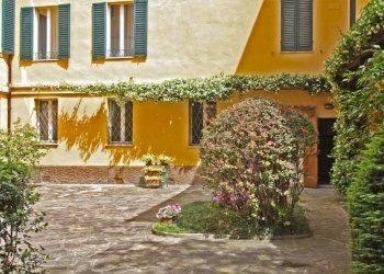 Interno palazzo - Bilocale via Massimo d'Azeglio, Bologna (zona Costa Saragozza) - foto 24