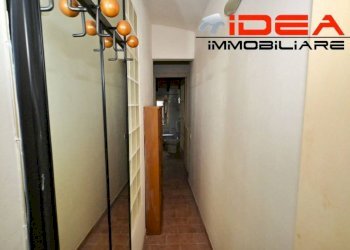 Corridoio - Two-room apartment via Tre Re, Modena (neighborhood Centro Storico) - photo 7