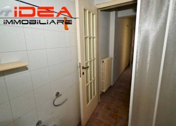 Bagno - Bilocale via Tre Re, Modena (zona Centro Storico) - foto 9