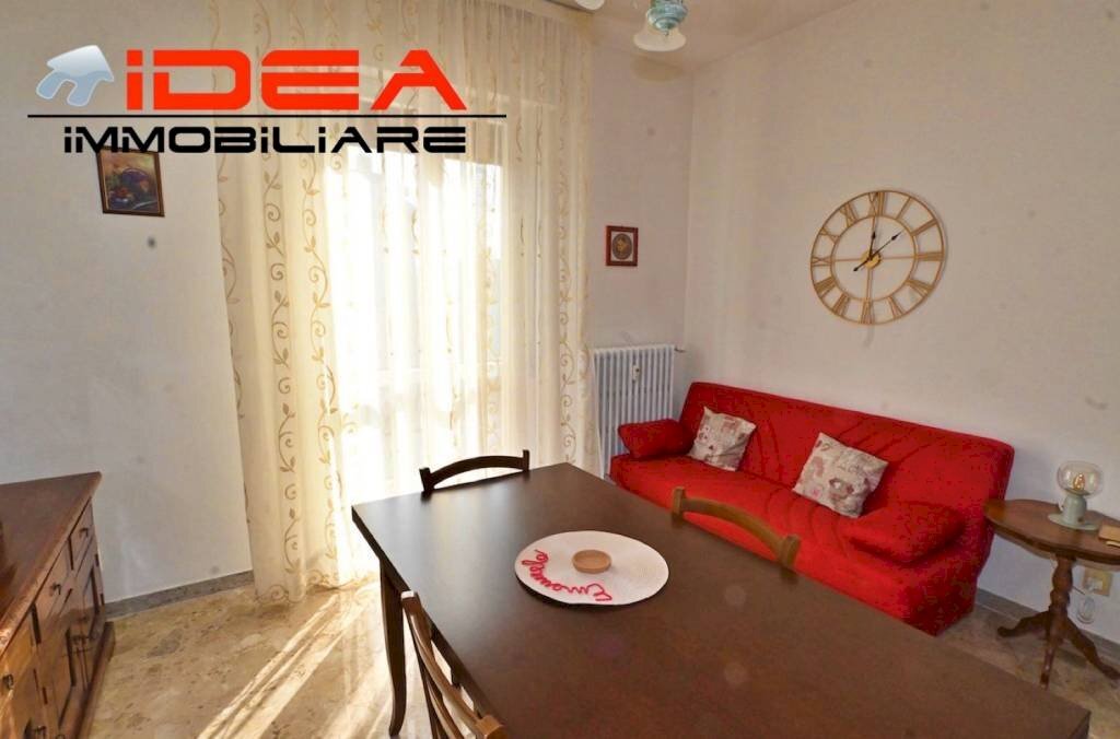 Salone - Quadrilocale via Antonio Araldi, Modena - foto 2
