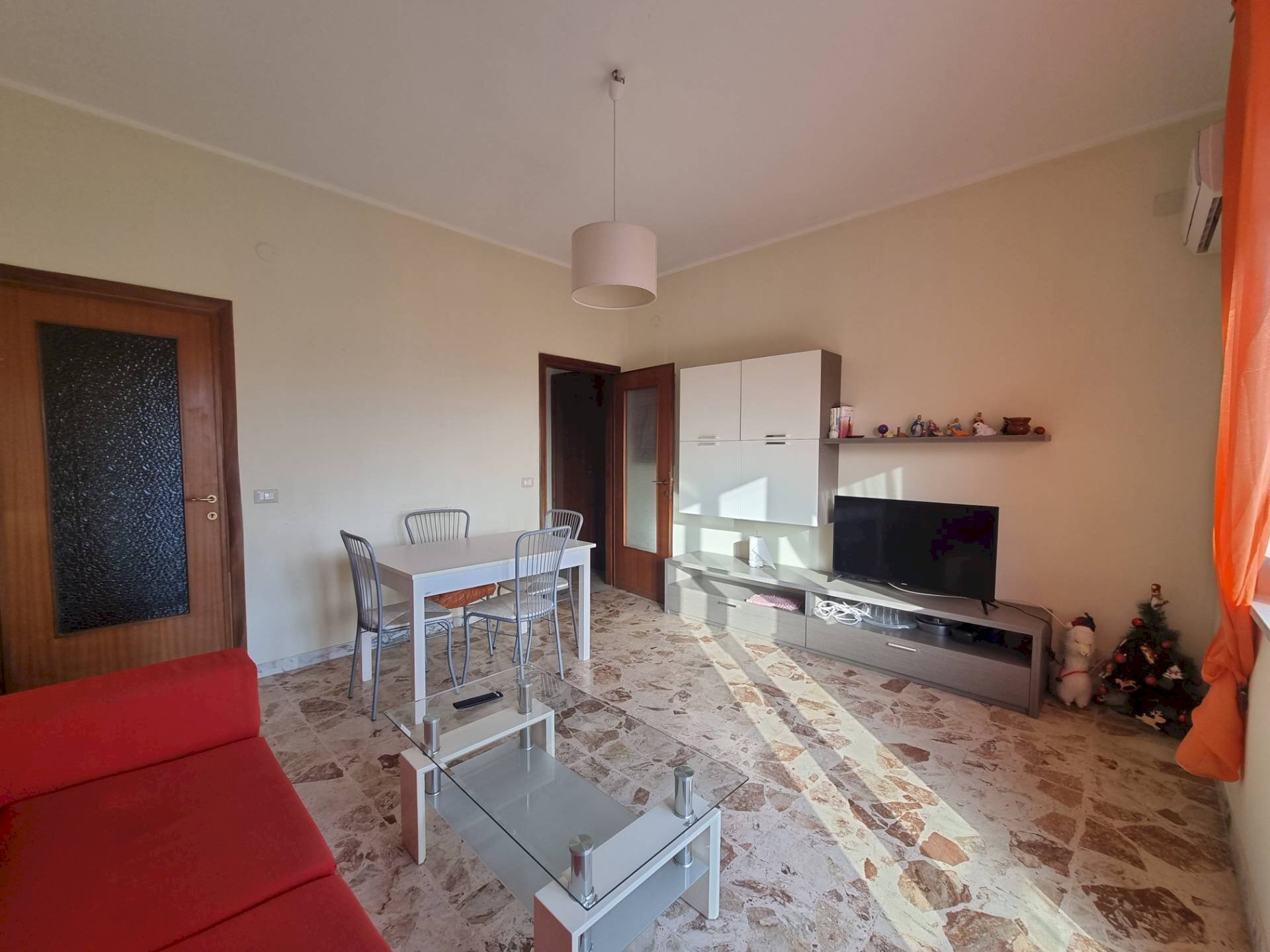 Foto 2 - Terreno non edificabile Via Giovanni Caboto
 
21, Catanzaro - foto 1