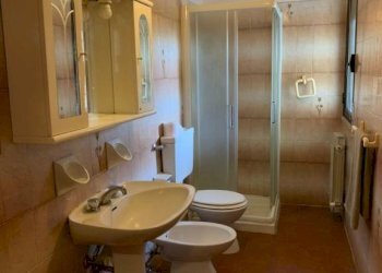 Bagno - Appartamento via Chiesa, Castel Maggiore - foto 9