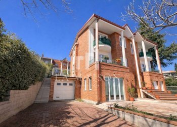 Foto 1 - Villa Viale Mimosa
 
2, Ferrazzano - foto 1