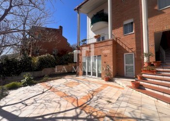 Foto 13 - Villa Viale Mimosa
 
2, Ferrazzano - foto 13