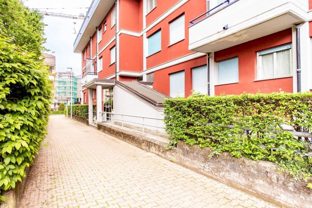 Giardino - Appartamento Cuneo (zona Donatello) - foto 2