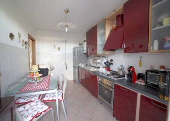 Cucina - Three-room apartment via Sandro Pertini, Casorate Primo - photo 10