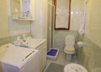 Bagno - Three-room apartment via Sandro Pertini, Casorate Primo - photo 16