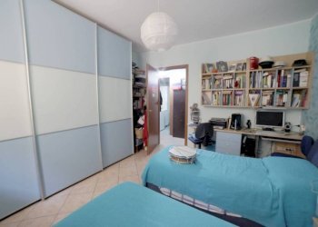 Camera da letto - Three-room apartment via Sandro Pertini, Casorate Primo - photo 18