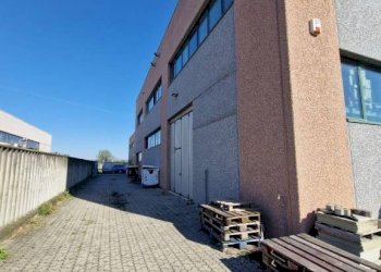 Facciata - Capannone via 1 Maggio, Vanzago - foto 24