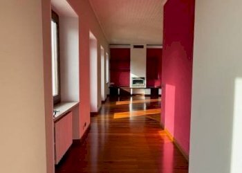 Corridoio - Appartamento via Edmondo De Amicis, 11, frazione Chiavazza, Biella - foto 6