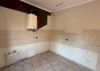 Cucina - Appartamento via Edmondo De Amicis, 11, frazione Chiavazza, Biella - foto 17