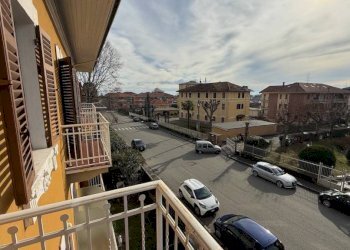 Vista - Appartamento via Edmondo De Amicis, 11, frazione Chiavazza, Biella - foto 19