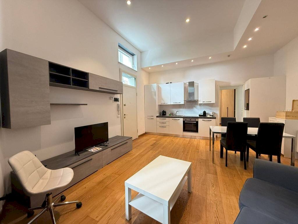 Salone - Trilocale via Montallegro, 32A, Genova (zona Albaro) - foto 1