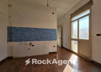 Salone - Appartamento via Cavour, 112, Salice Salentino - foto 17