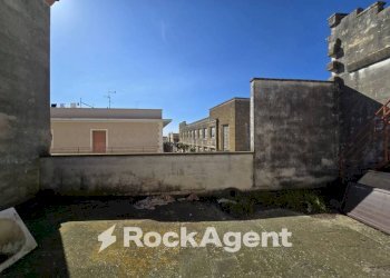 Posto macchina - Appartamento via Cavour, 112, Salice Salentino - foto 27