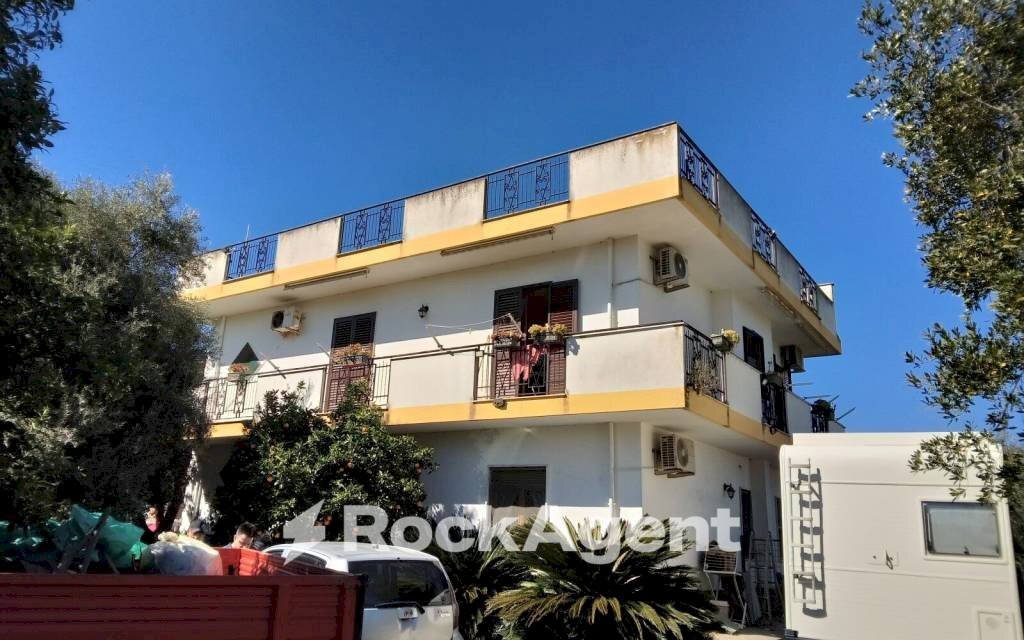 Facciata - Independent house contrada Luppinati, Ardore - photo 1