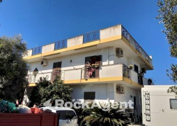 Facciata - Independent house contrada Luppinati, Ardore - photo 1