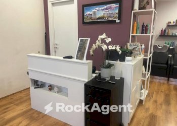 Disimpegno - Parrucchieri Uomo - Donna via Michelangelo Tilli, 57, Roma - foto 5