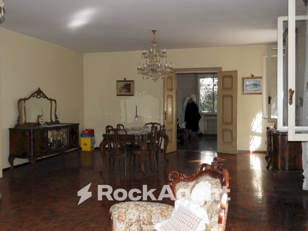 Salone - Villa via Claudia, Maranello - photo 1