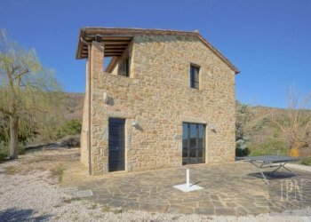 Facciata - Villa strada Provinciale di Lisciano Niccone, Lisciano Niccone - foto 33