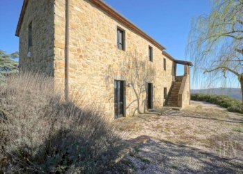 Facciata - Villa strada Provinciale di Lisciano Niccone, Lisciano Niccone - foto 36