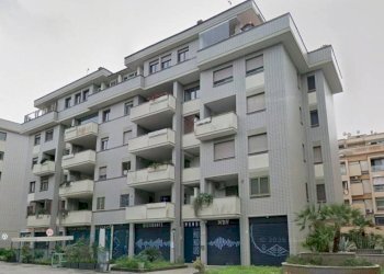 Facciata - Ristorante via Isole Samoa, Roma (zona Lido di Ostia) - foto 1