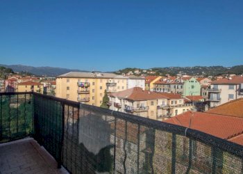 Apartment Piazza Goffredo Mameli, Imperia - photo 16