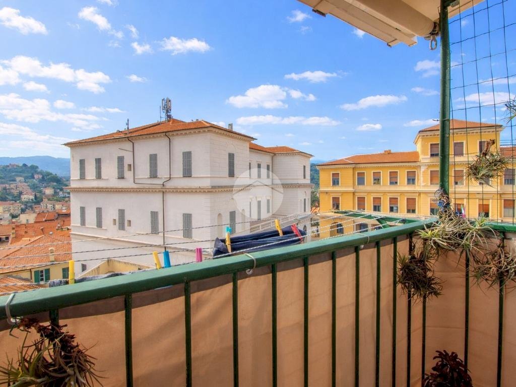 Apartment Via Gustavo Strafforello, Imperia - photo 3