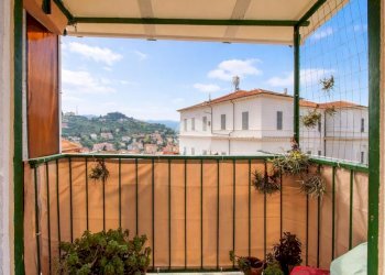 Apartment Via Gustavo Strafforello, Imperia - photo 2