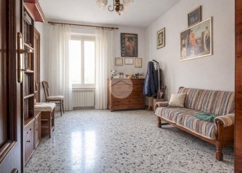 Apartment Via Gustavo Strafforello, Imperia - photo 9