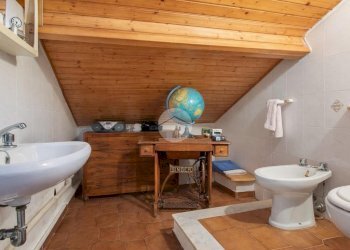 Apartment Via Gustavo Strafforello, Imperia - photo 19