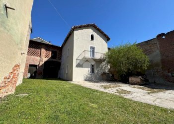 Casa indipendente Frazione Vaglierano Paese, Asti - foto 3