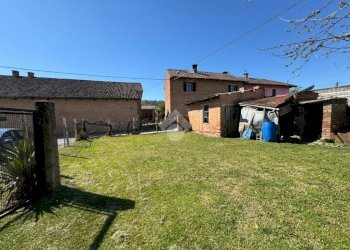 Casa indipendente Frazione Vaglierano Paese, Asti - foto 11