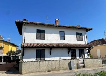 Villa Via Maestra, Novara (zona Torrion Quartara) - foto 2