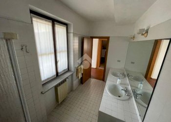 Villa Via Maestra, Novara (zona Torrion Quartara) - foto 18