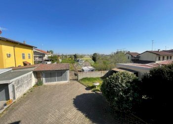 Villa Via Maestra, Novara (zona Torrion Quartara) - foto 32